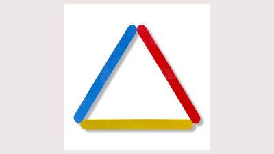 Pola Symmetrical Triangle – InvestBro