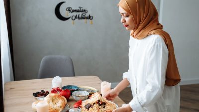5 Tips Diet saat Puasa Ramadan dan Rekomendasi Makanannya
