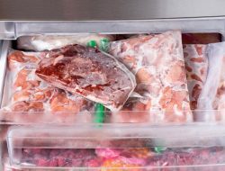 6 Cara Tepat Menyimpan Daging Kurban di Kulkas agar Lebih Awet