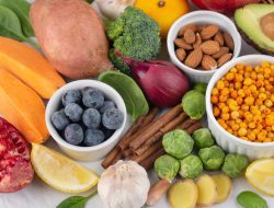 10 Makanan yang Mengandung Vitamin K untuk Cegah Sembelit