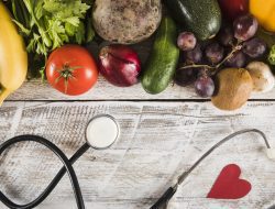 10 Pantangan Makanan & Minuman untuk Penderita Darah Tinggi